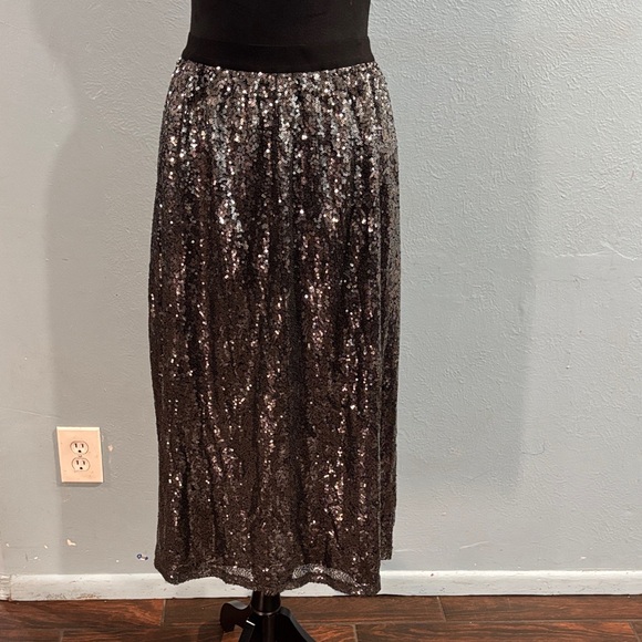 DR2 Glittering Black Sequin Pencil Skirt - Picture 7 of 7